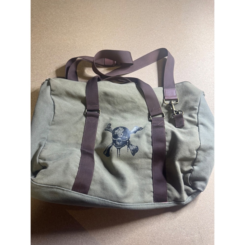 Disney Pirates of the Caribbean Dead Men Tell No Tales Canvas Duffle Bag Green‎